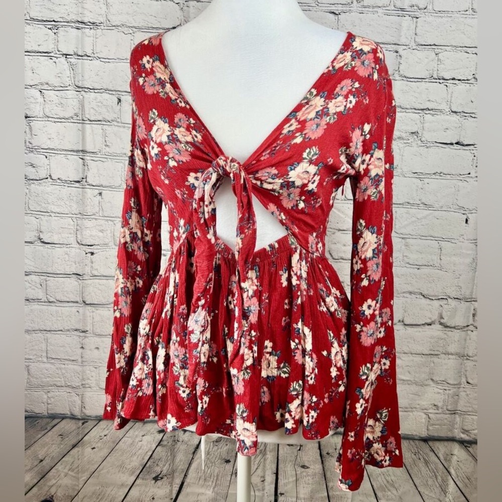American Eagle tie flared shirt